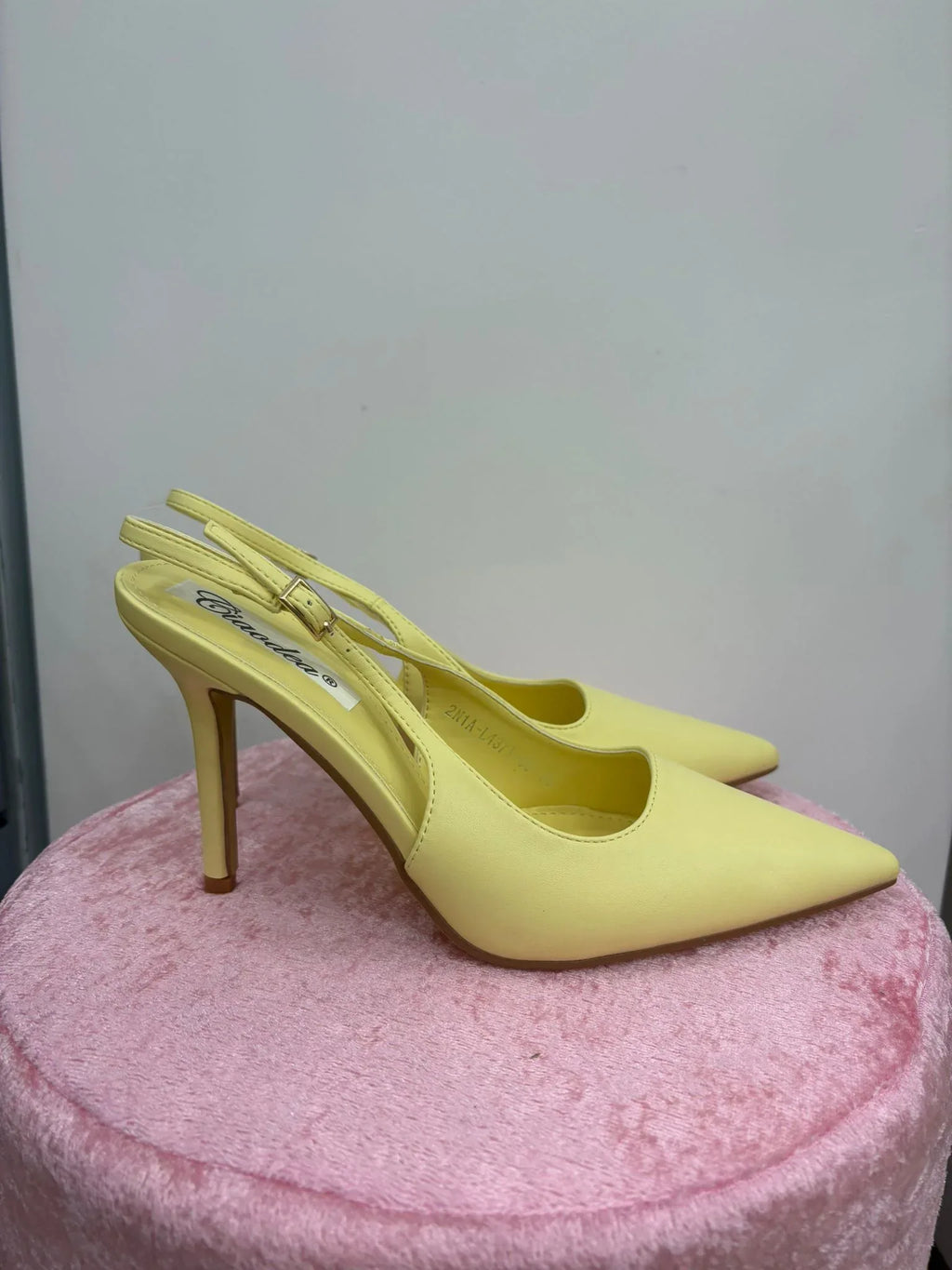 Décolleté ecopelle yellow - R7 Maison